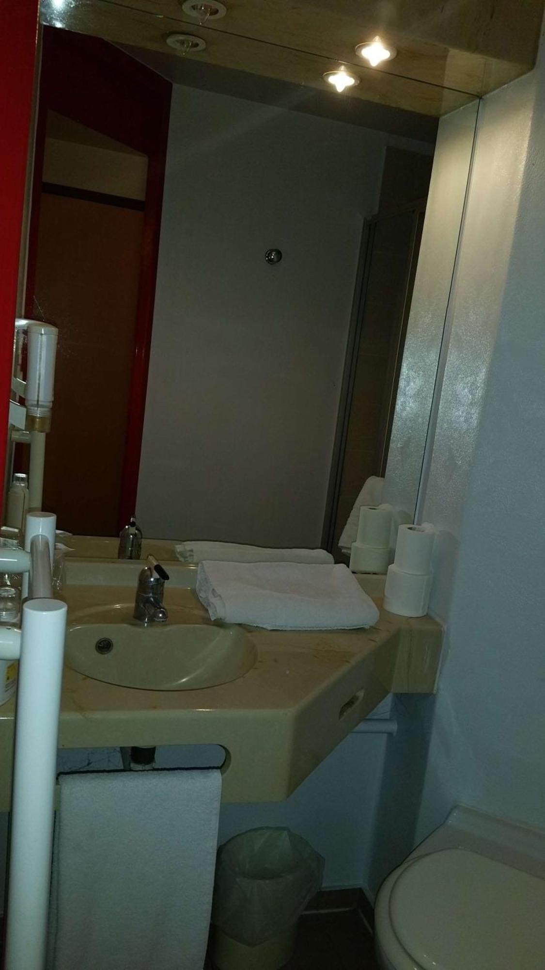 Brit Hotel サルグミーヌ エクステリア 写真